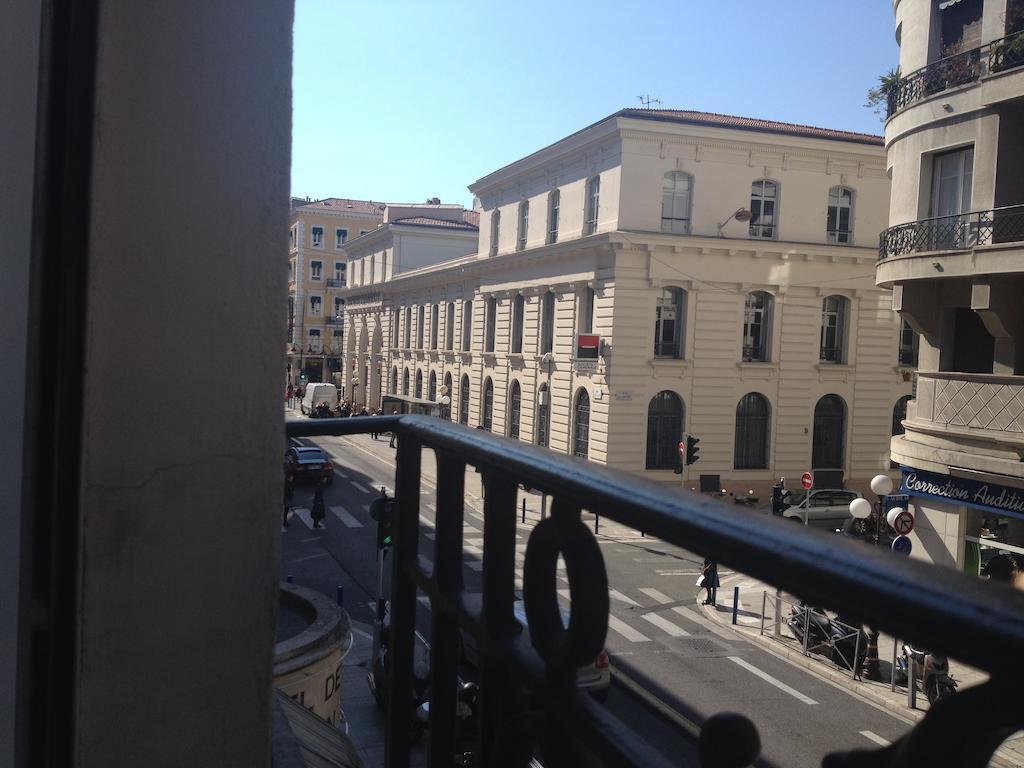ניס Hotel De Verdun מראה חיצוני תמונה
