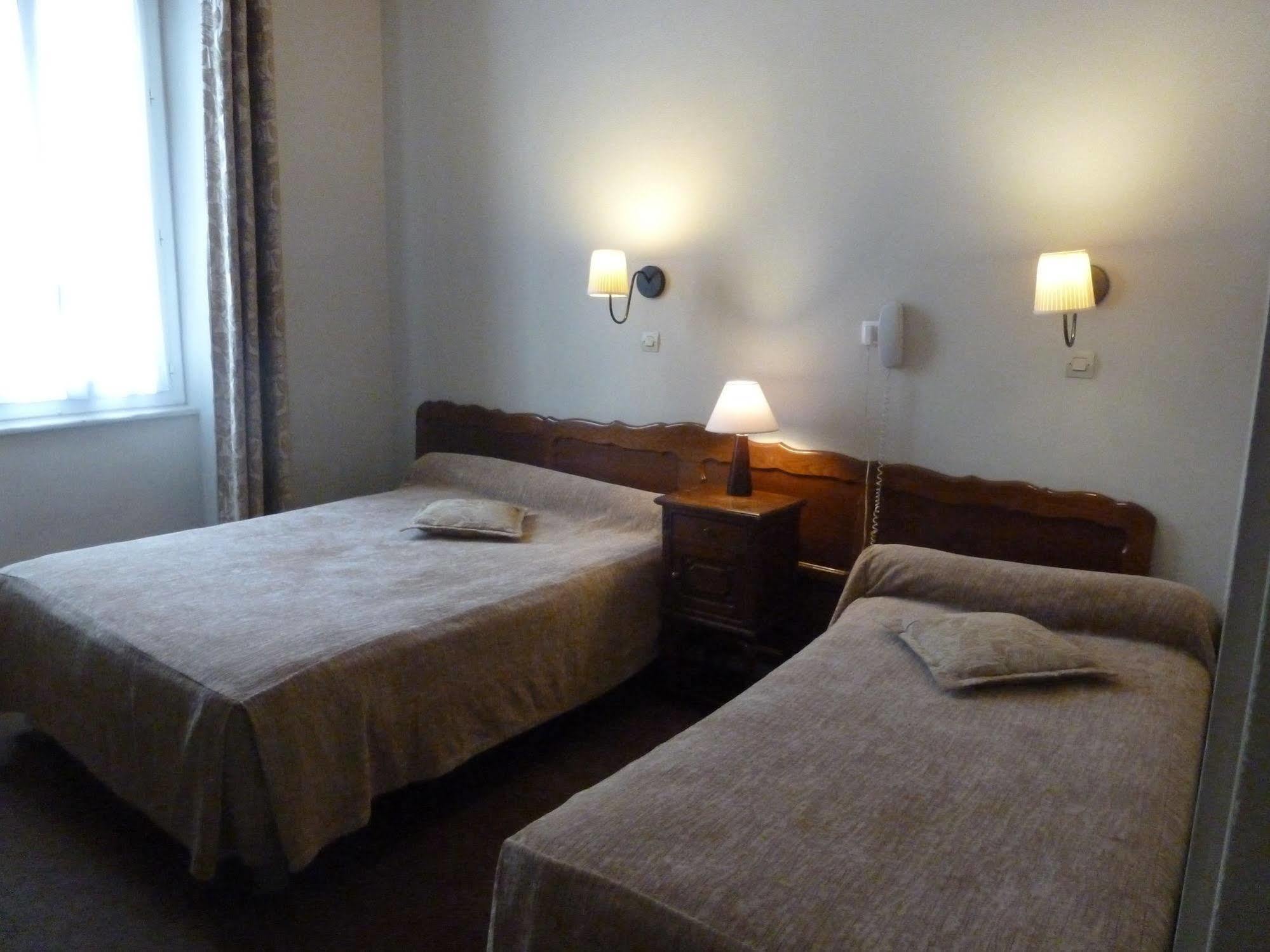 ניס Hotel De Verdun מראה חיצוני תמונה