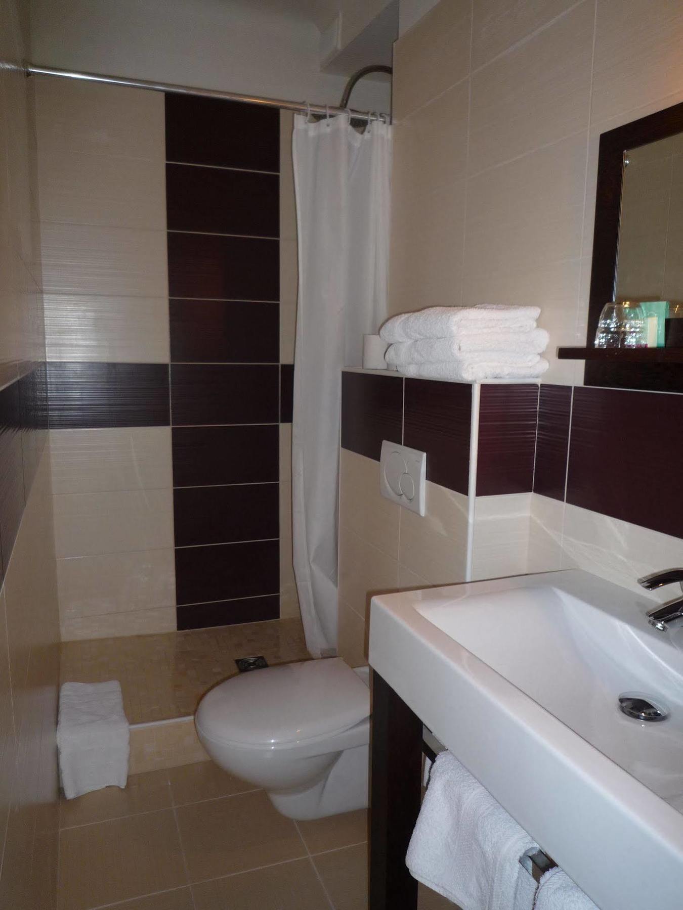 ניס Hotel De Verdun מראה חיצוני תמונה