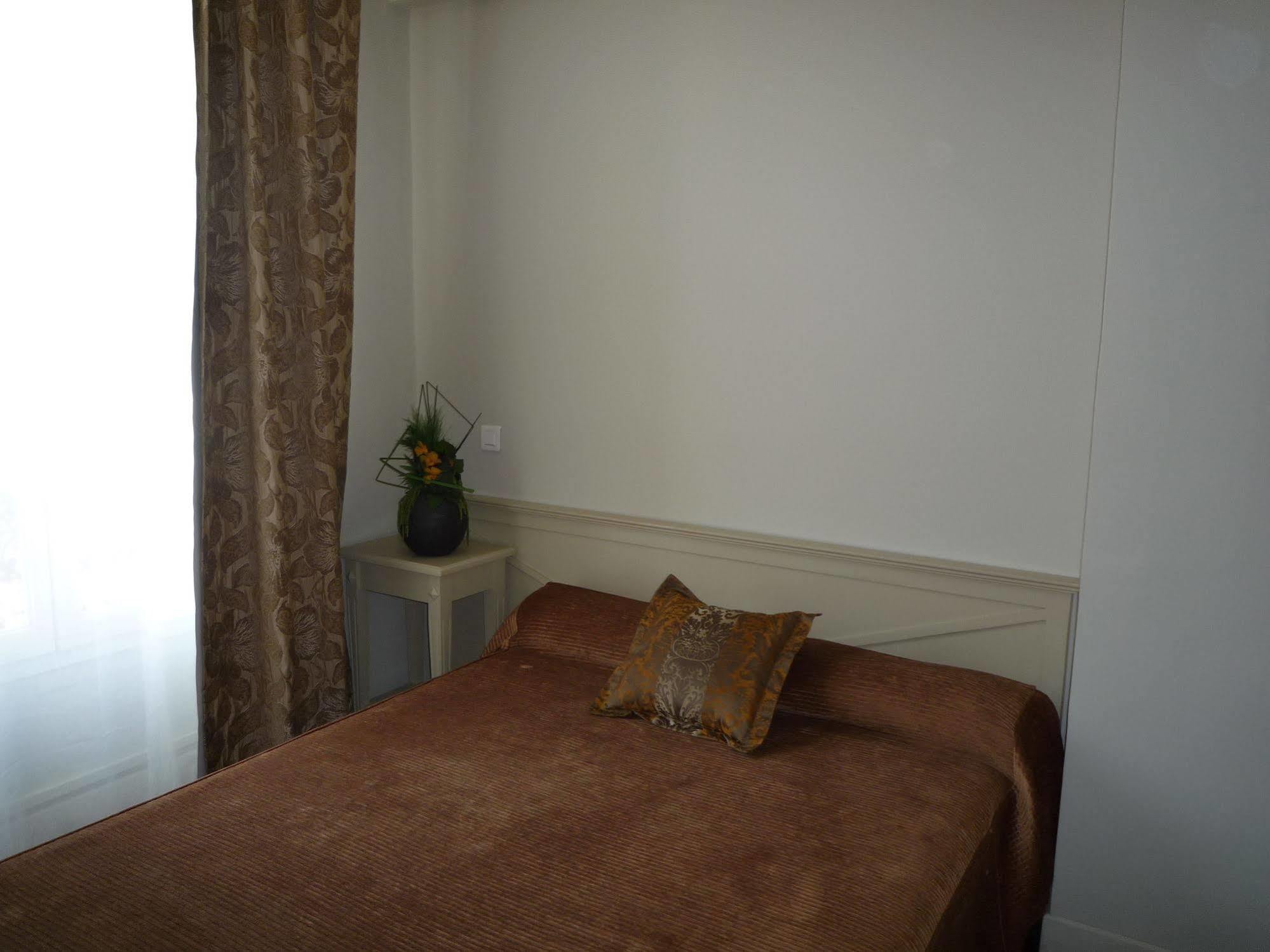 ניס Hotel De Verdun מראה חיצוני תמונה