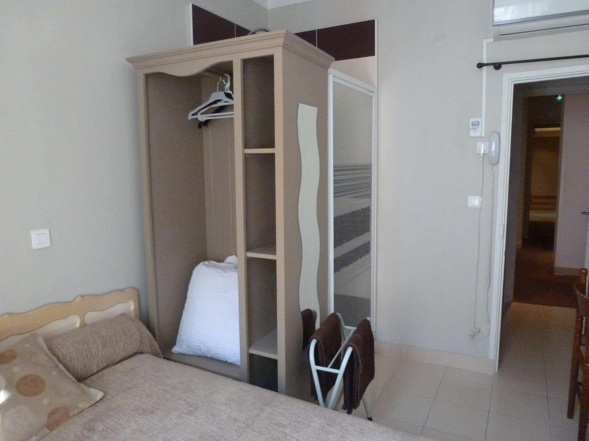 ניס Hotel De Verdun מראה חיצוני תמונה