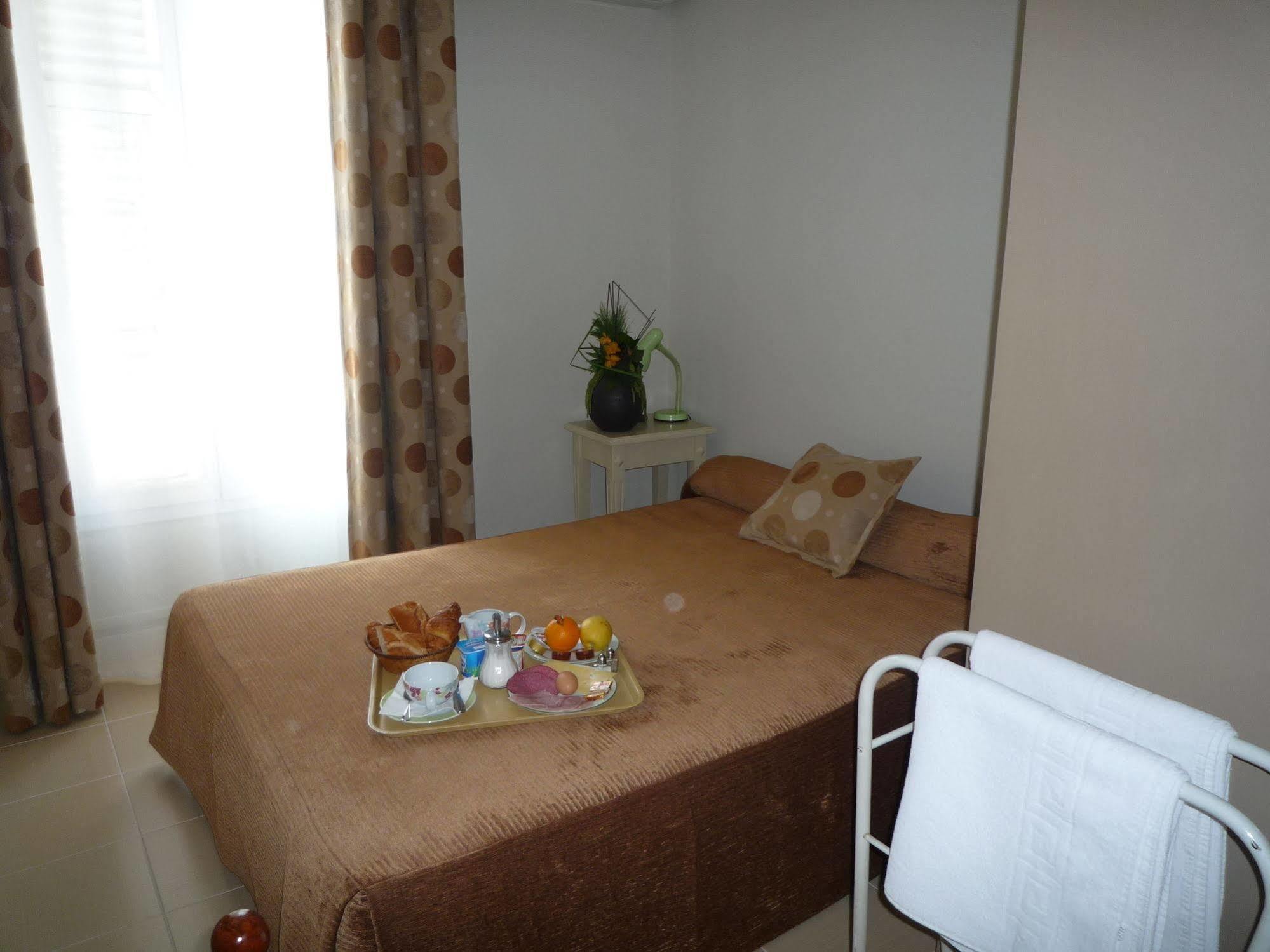 ניס Hotel De Verdun מראה חיצוני תמונה
